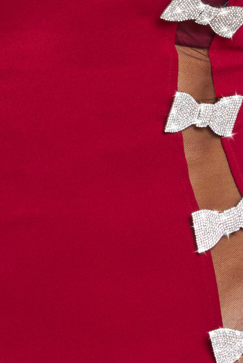 Bow Embellished Strapless Mermaid Maxi Dress