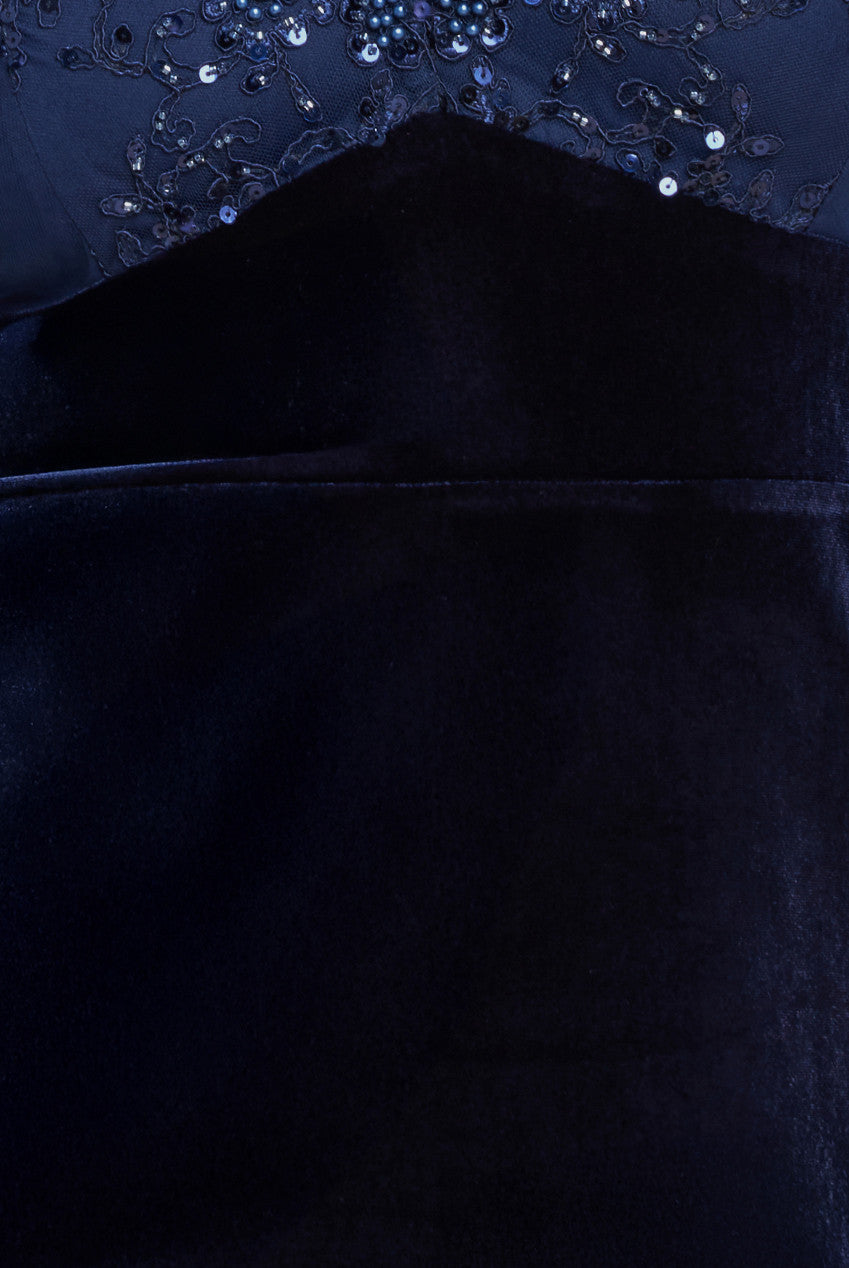 Scalloped Lace & Velvet Maxi Dress