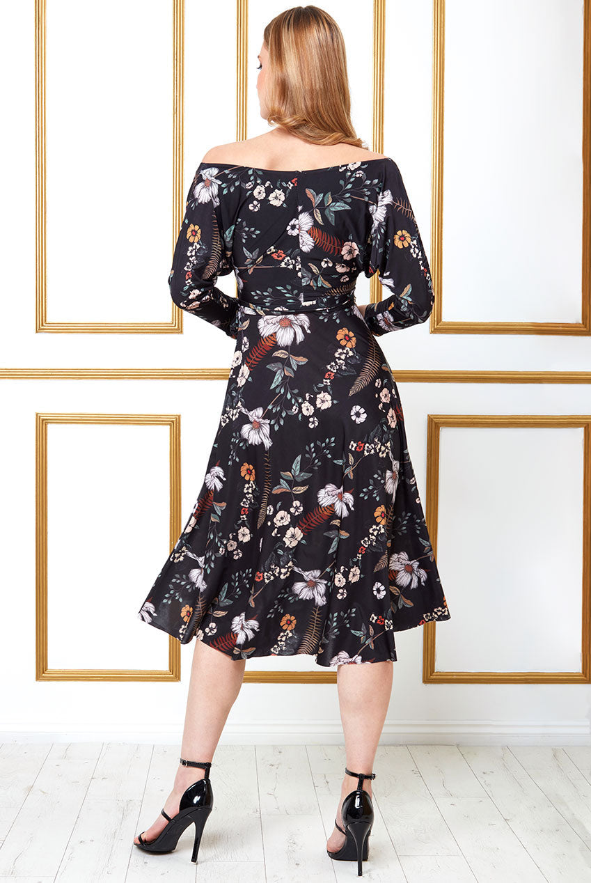 Long Sleeve Skater Style Midi Dress